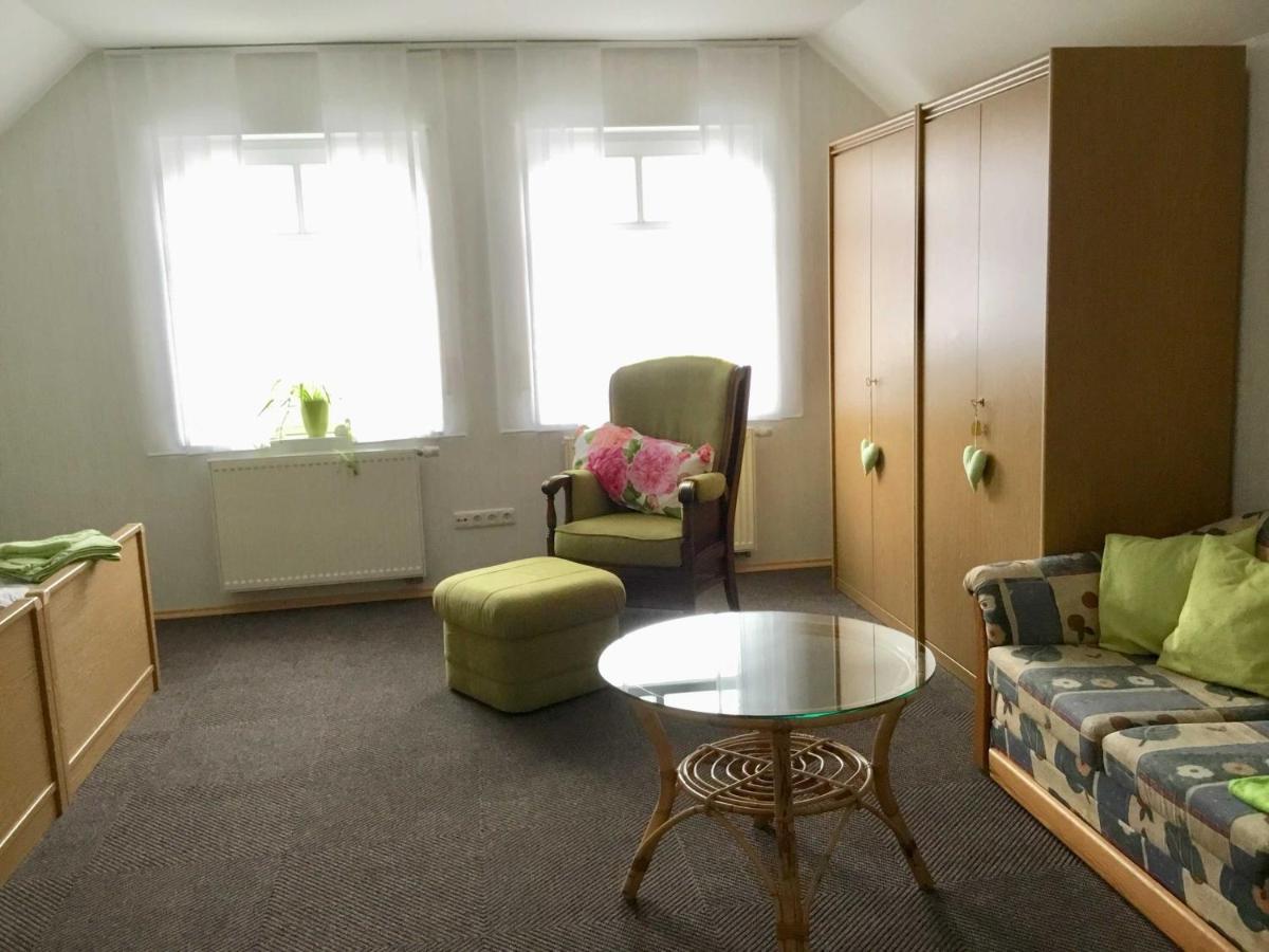 Ferienwohnung Rossis Nüst, 31516 Uplengen Exterior foto